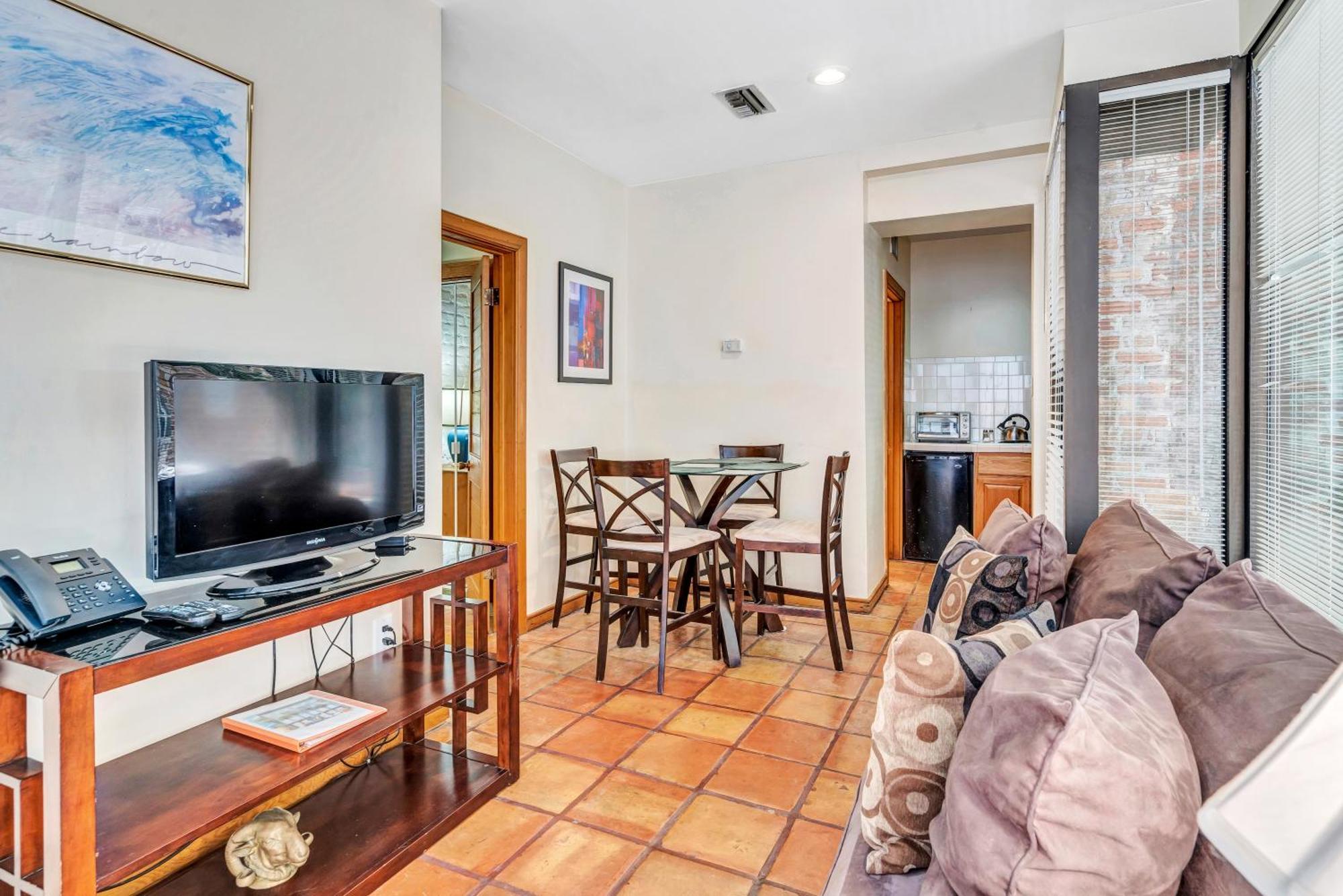Hotel De L'Eau Vive Nova Orleães Quarto foto